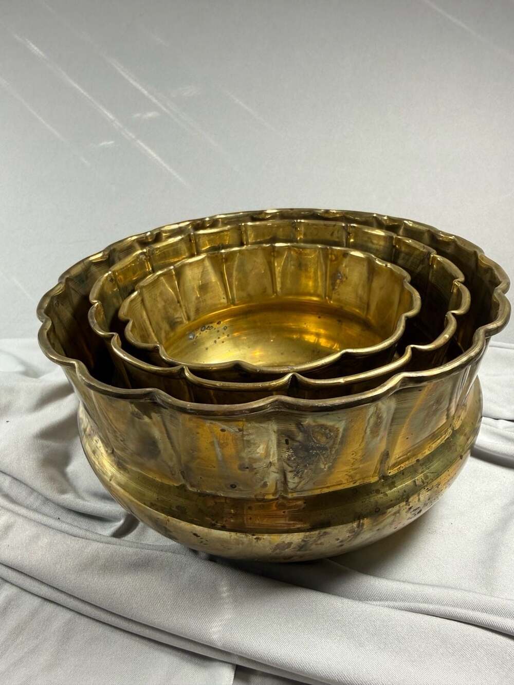 Vintage Brass Nesting Planters Set of 3 Scalloped Cachepots Made in India